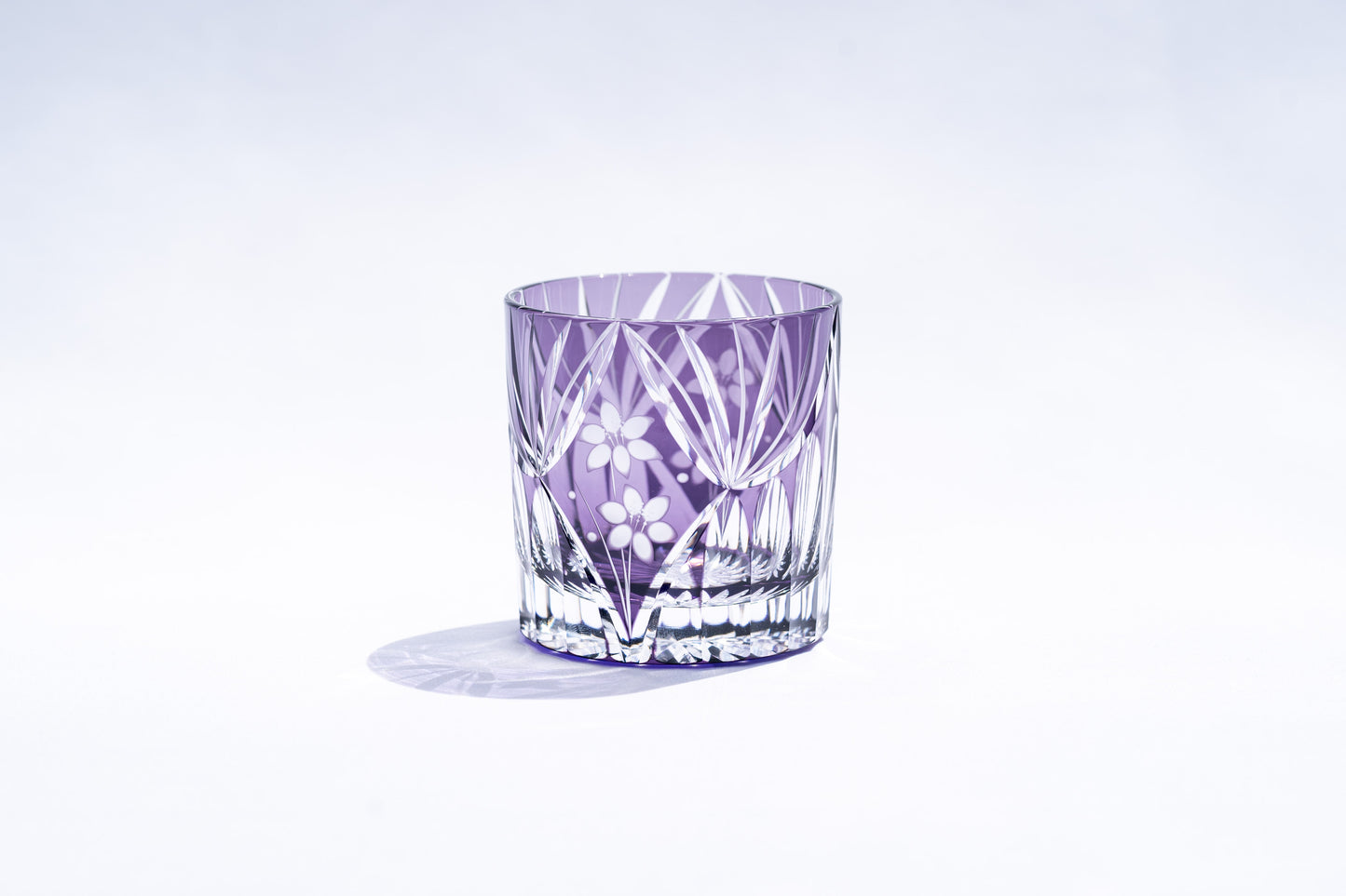 M-3067-V Flower Basket Pattern Mini Old Purple