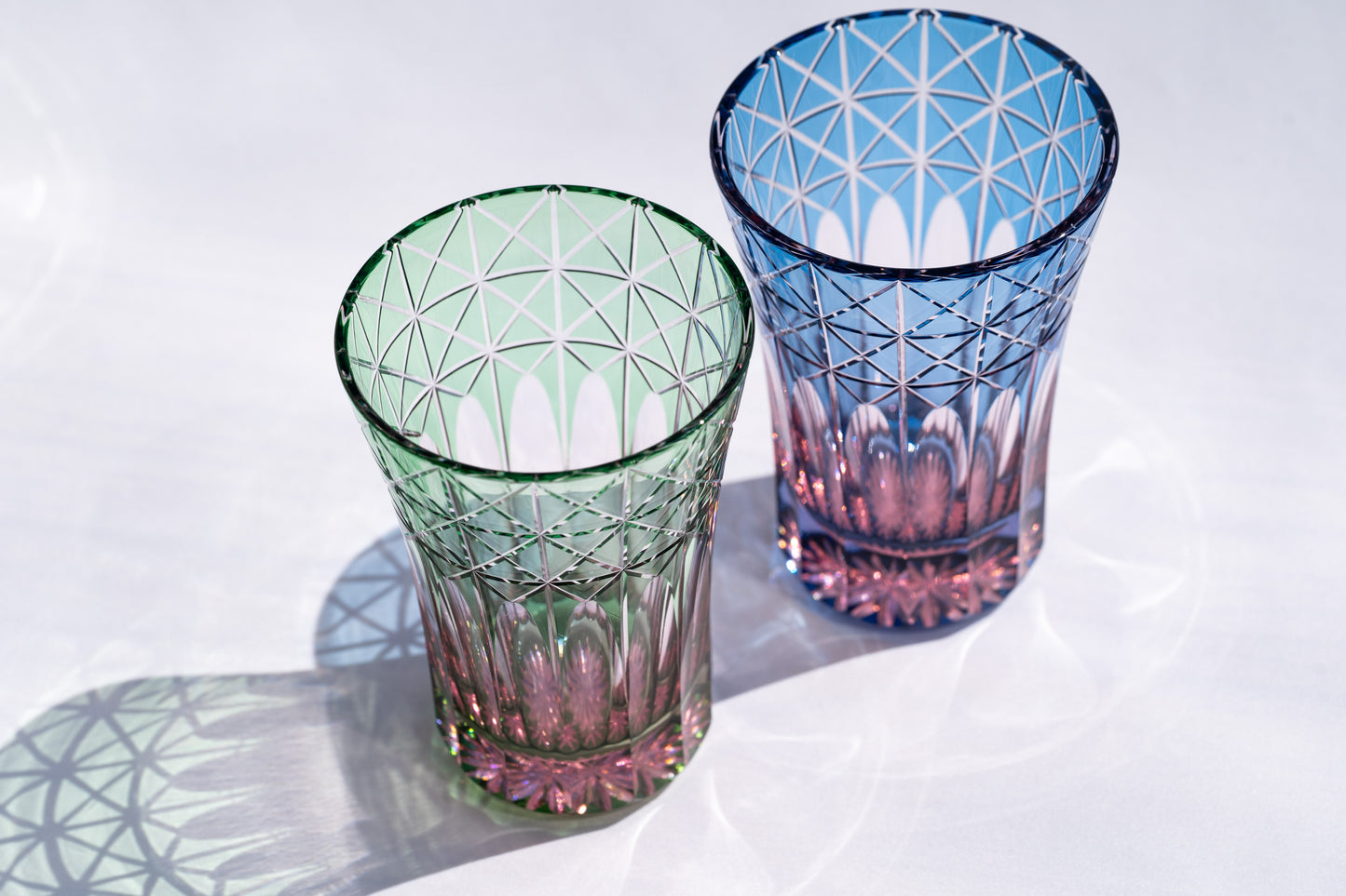 M-7528-BP Diamond and Scale Pattern Open Top Tumbler Blue Pink