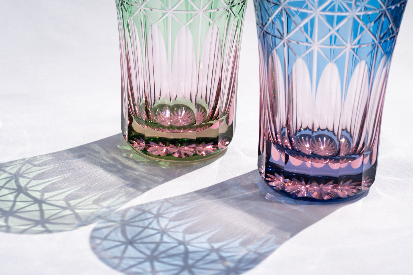 M-7528-BP Diamond and Scale Pattern Open Top Tumbler Blue Pink