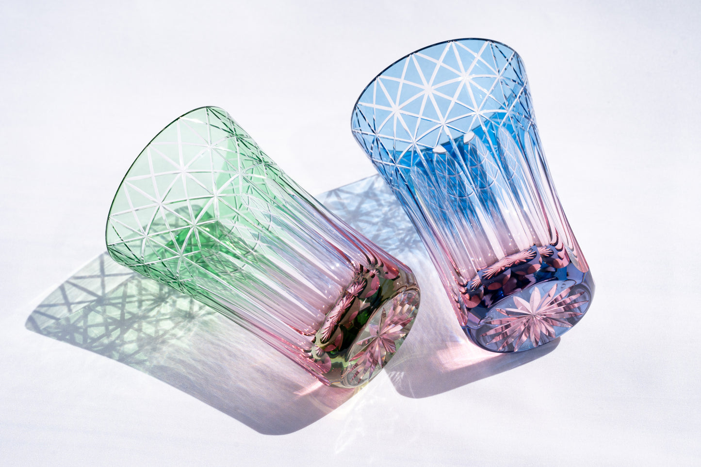 M-7528-BP Diamond and Scale Pattern Open Top Tumbler Blue Pink