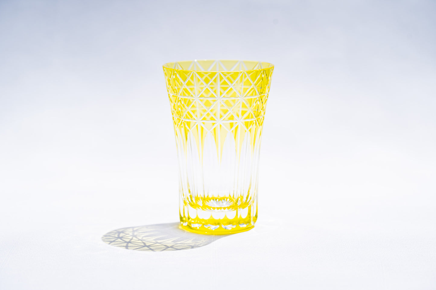 M-7528-Y Diamond and Scale Pattern Open Top Tumbler, Yellow