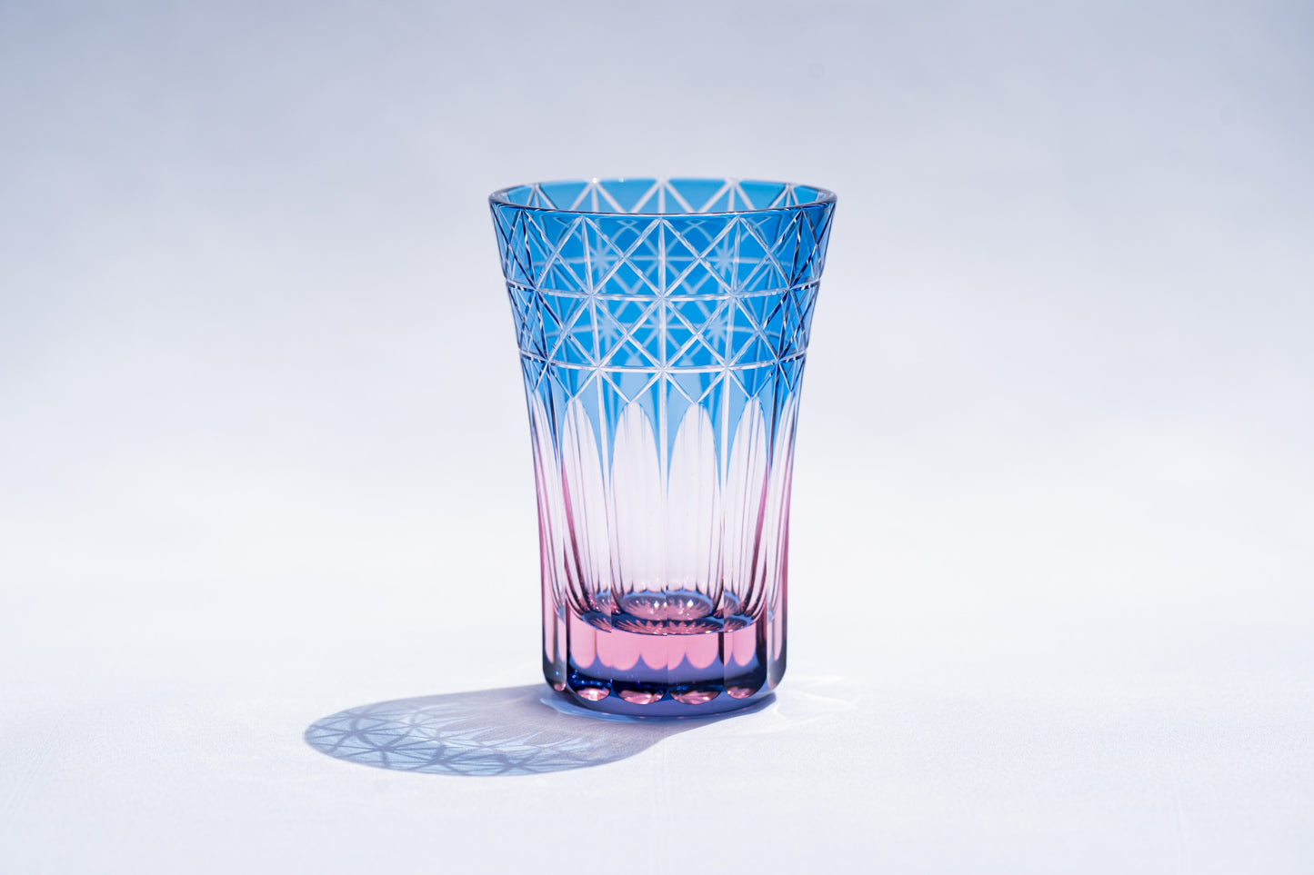 M-7528-BP Diamond and Scale Pattern Open Top Tumbler Blue Pink