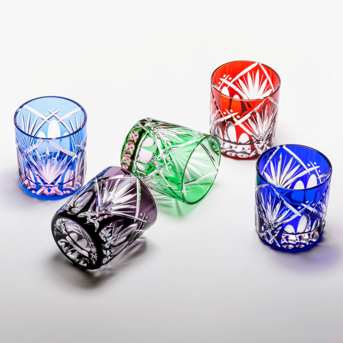 M-578 笹の葉菱文様 ぐい呑