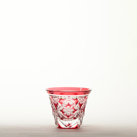 M-898-R 七宝四花菱文様 ぐい呑 金赤 - 硝子工房 彩鳳