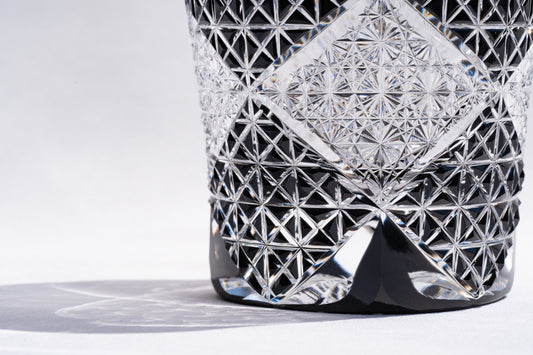 色被せガラスとは？江戸切子に使われるガラス：江戸切子解説⑥