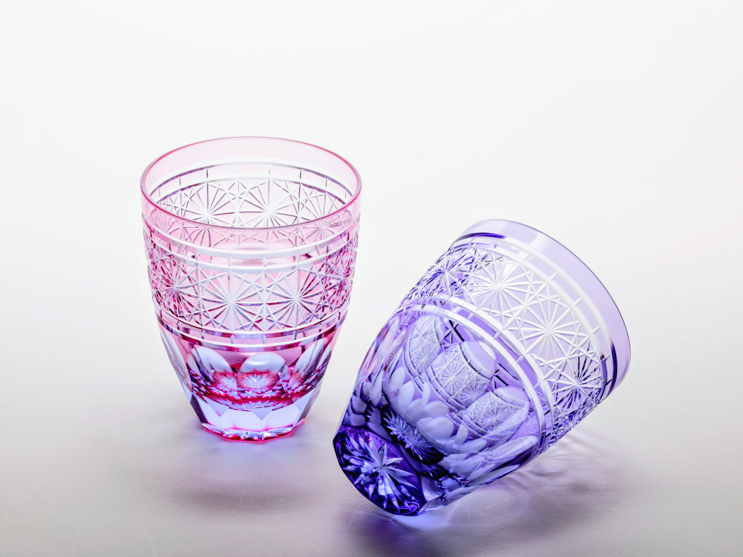 M-902 Octagonal Kagome Pattern Free Glass, Gold Red/Gold Purple