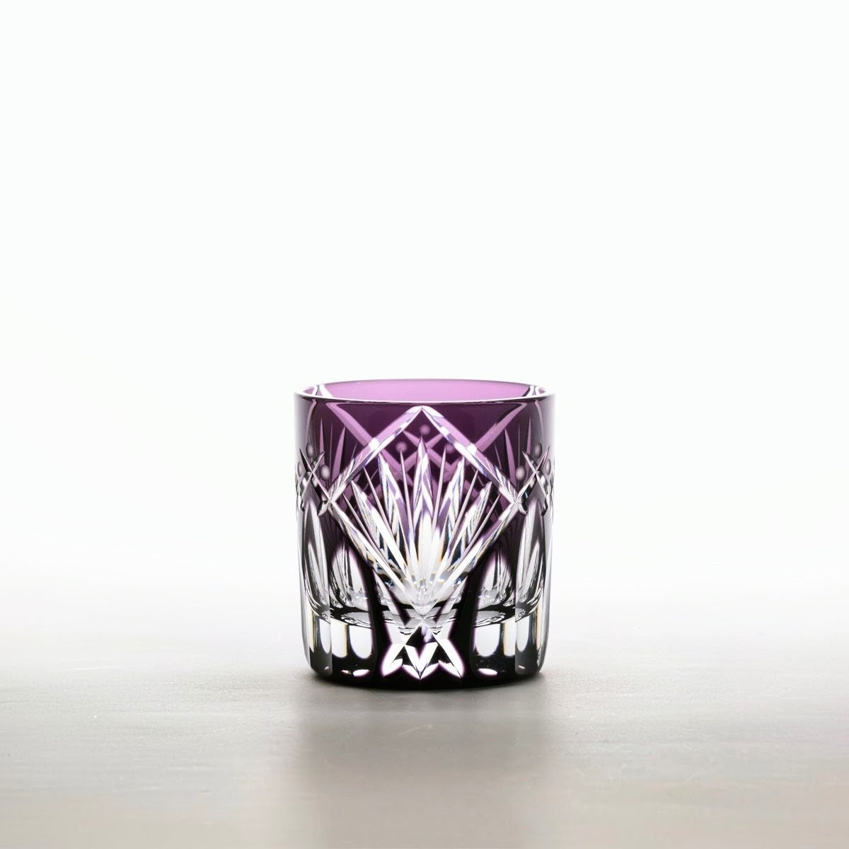 M-578 笹の葉菱文様 ぐい呑